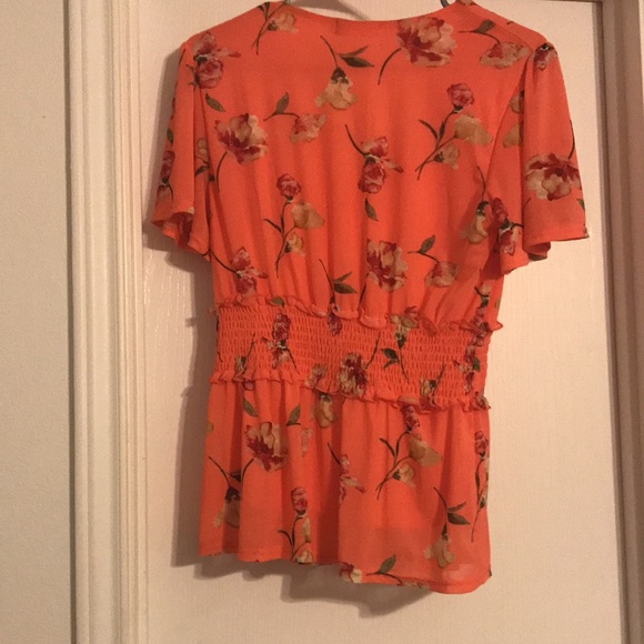 I am selling a Ember Rose blouse. - Picture 5 of 5